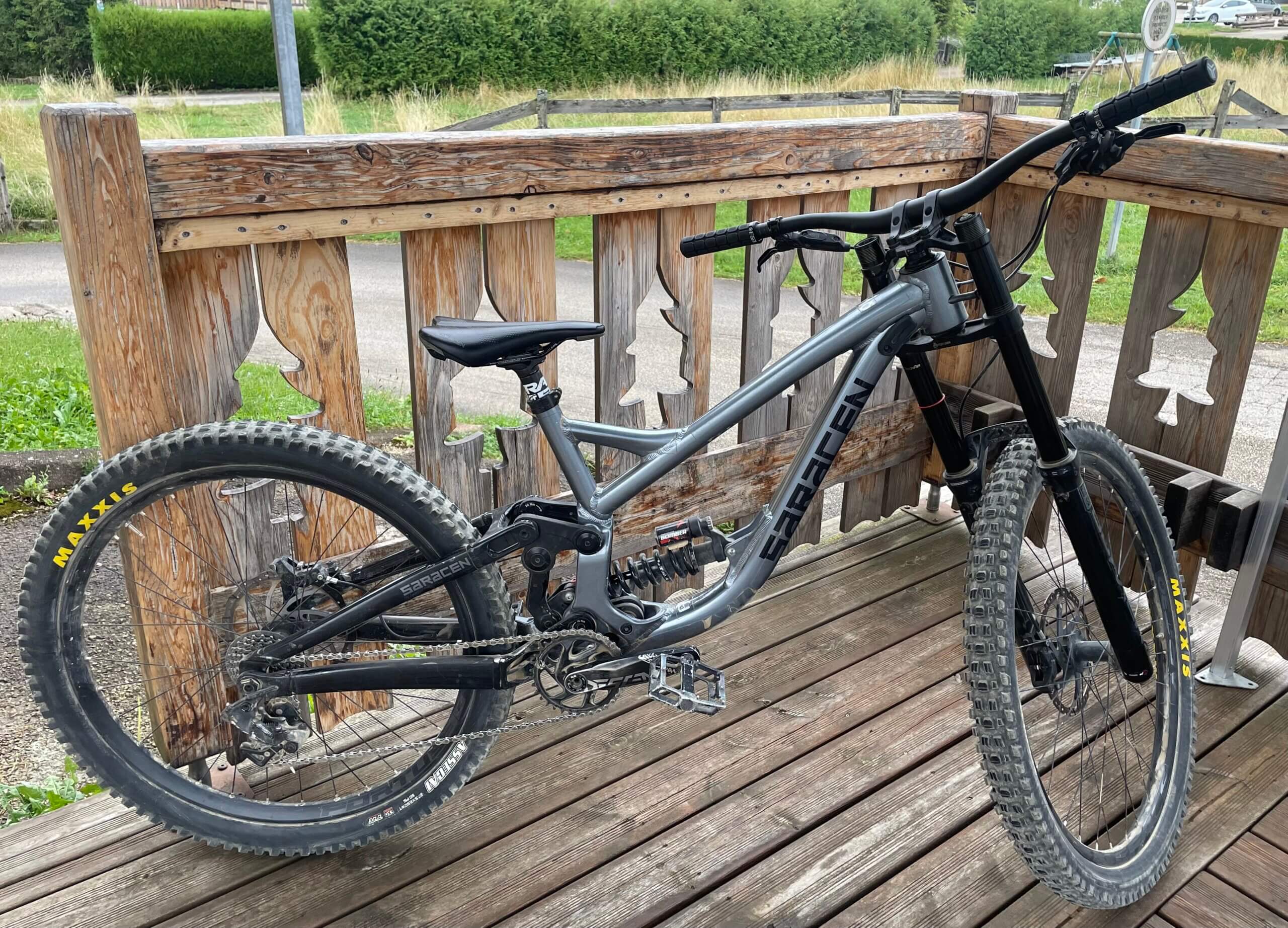 VTT Dh Saracen Myst Pro 2024