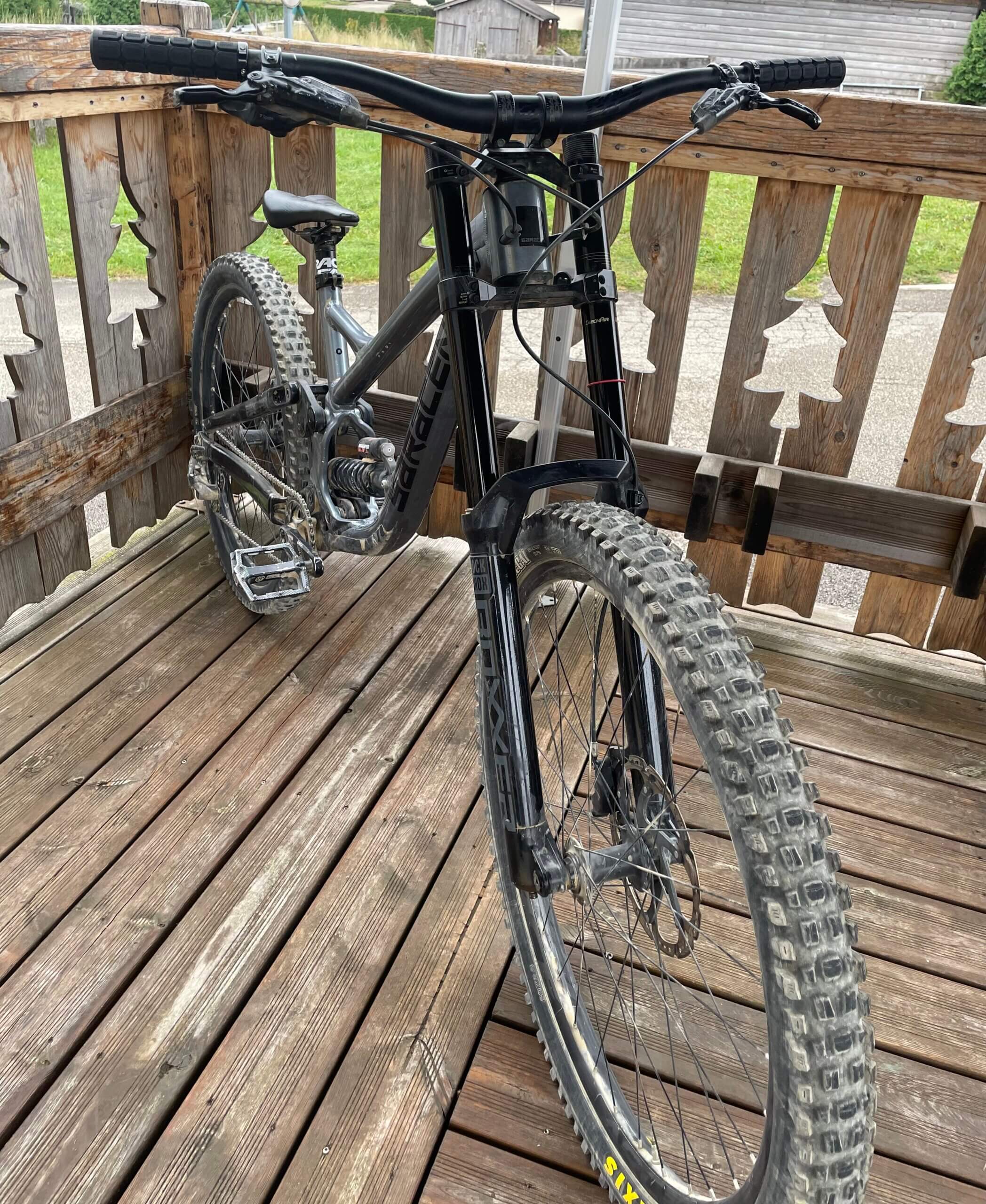 VTT Dh Saracen Myst Pro 2024