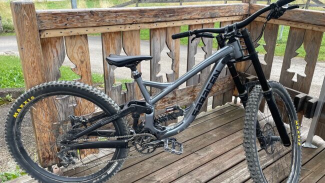 VTT Dh Saracen Myst Pro 2024