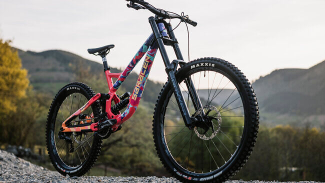 VTT Dh Saracen Myst Pro 2026